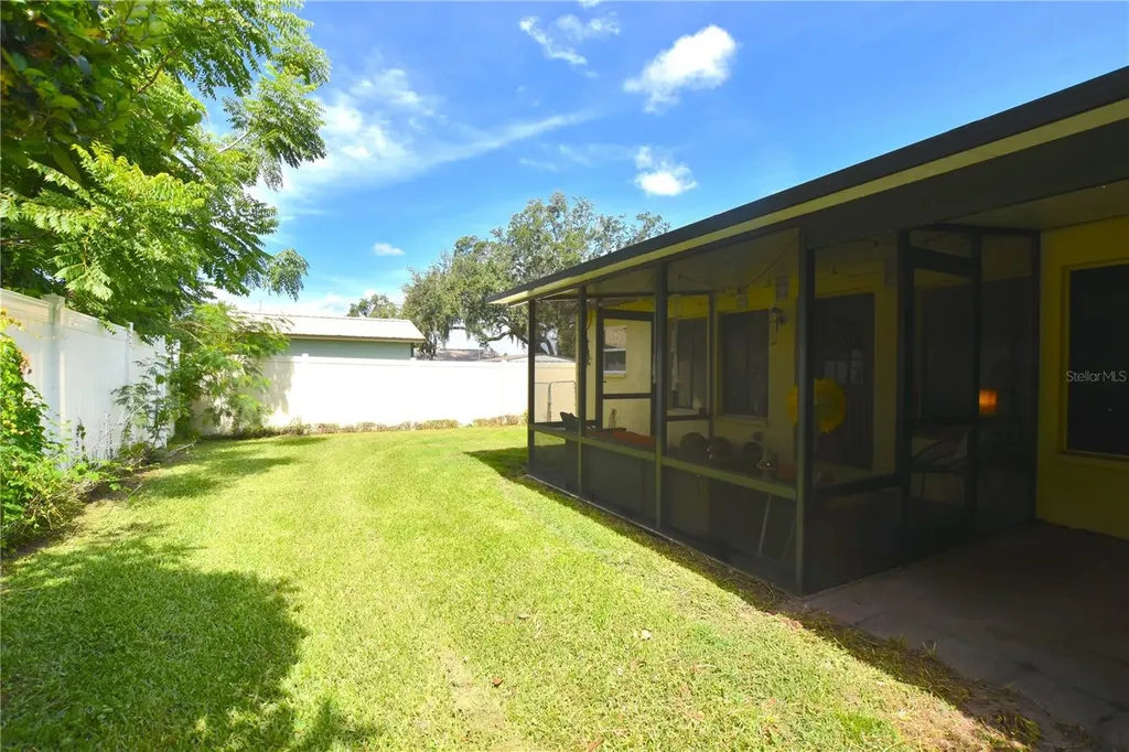321 Lake Harris Drive Lakeland FL 33813