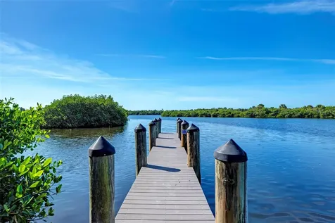 260 Hillview Road Venice FL 34293