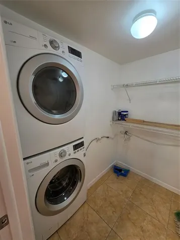 2333 Feather Sound Drive Clearwater FL 33762