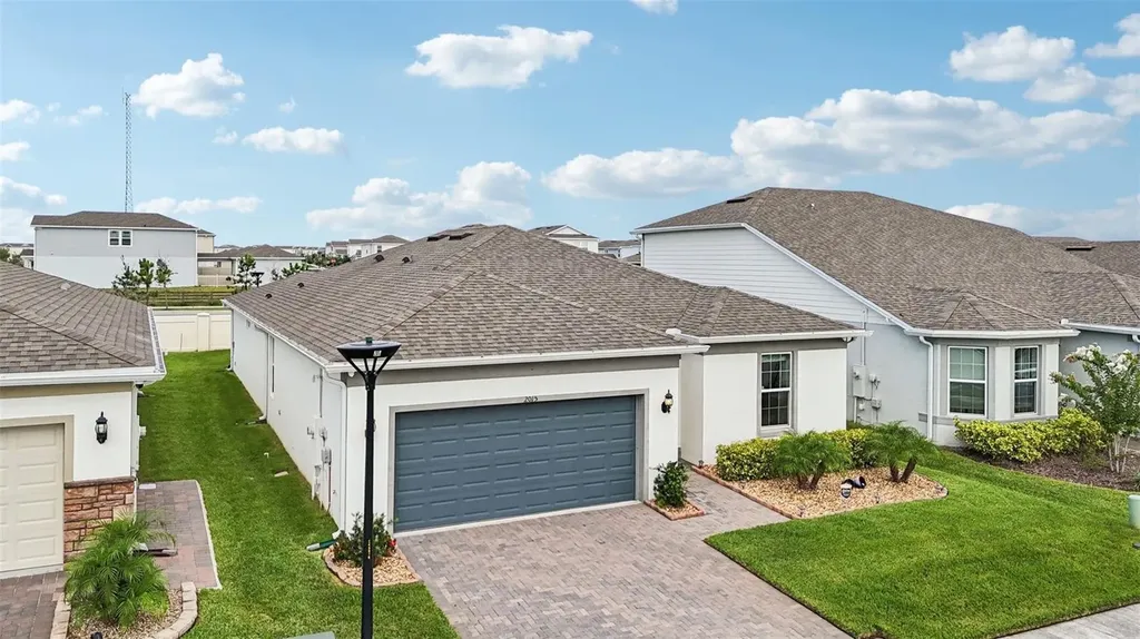 2015 Spring Shower Circle Kissimmee FL 34744