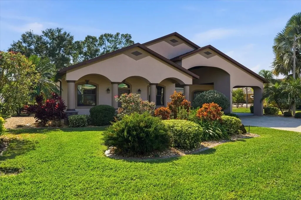 584 Meandering Way Polk City FL 33868