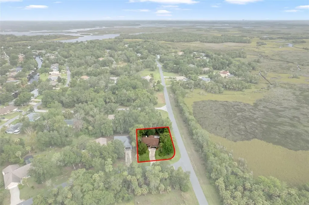 4856 S Driftwood Way Homosassa FL 34448