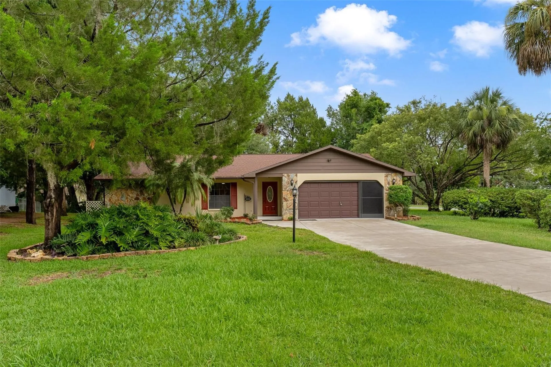 4856 S Driftwood Way Homosassa FL 34448