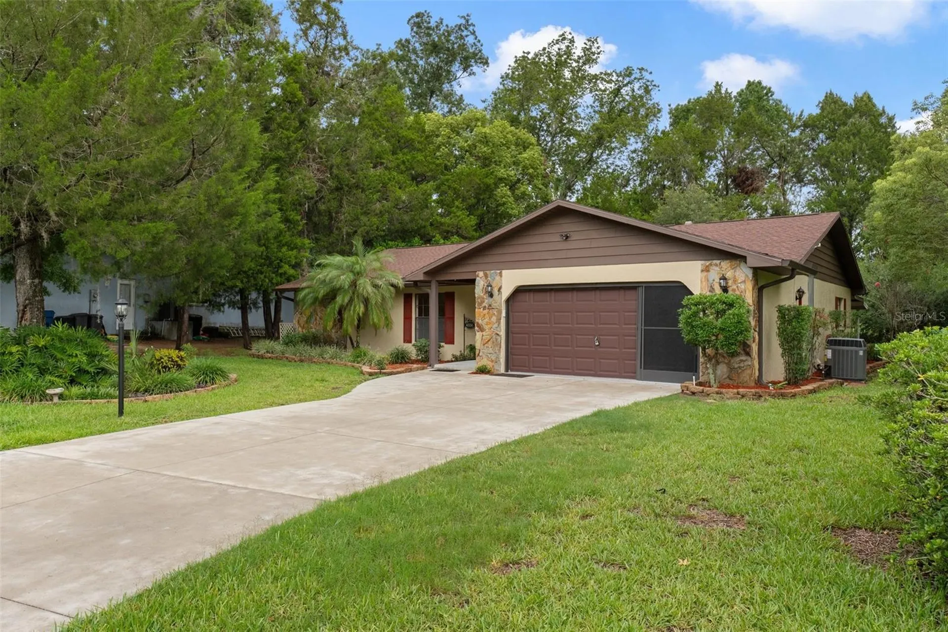 4856 S Driftwood Way Homosassa FL 34448