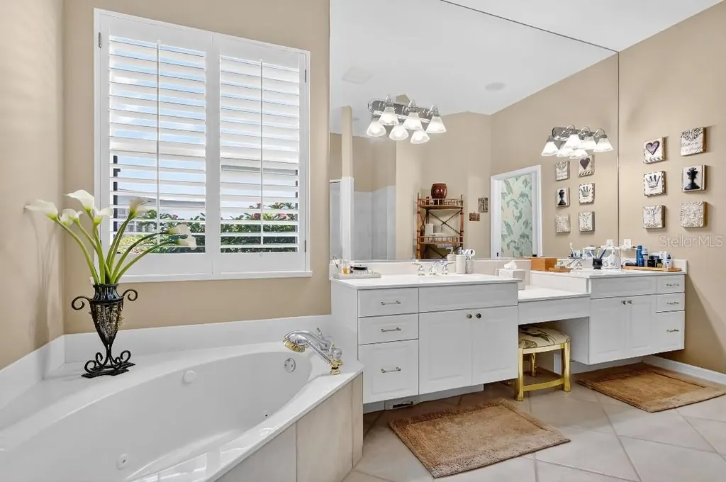 4716 Pinnacle Drive Bradenton FL 34208