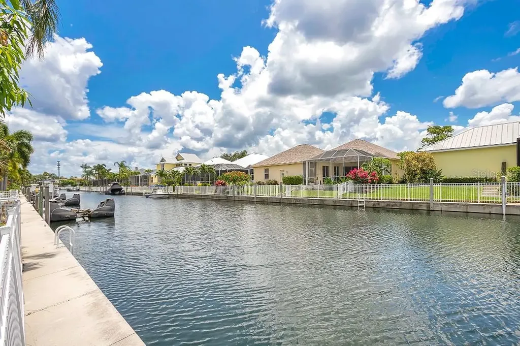 4716 Pinnacle Drive Bradenton FL 34208