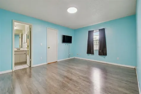7908 George Washington Lane Tampa FL 33637
