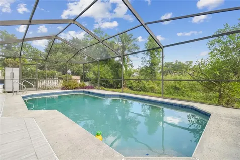 7908 George Washington Lane Tampa FL 33637