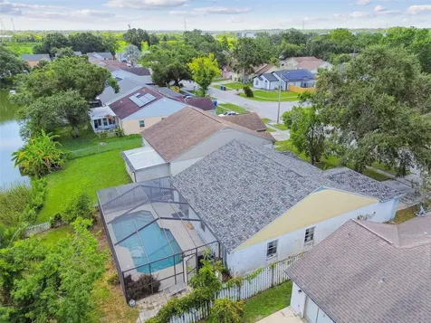 7908 George Washington Lane Tampa FL 33637