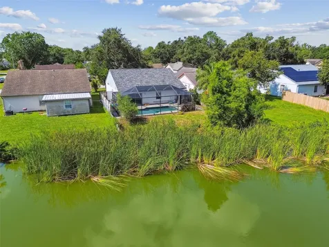 7908 George Washington Lane Tampa FL 33637