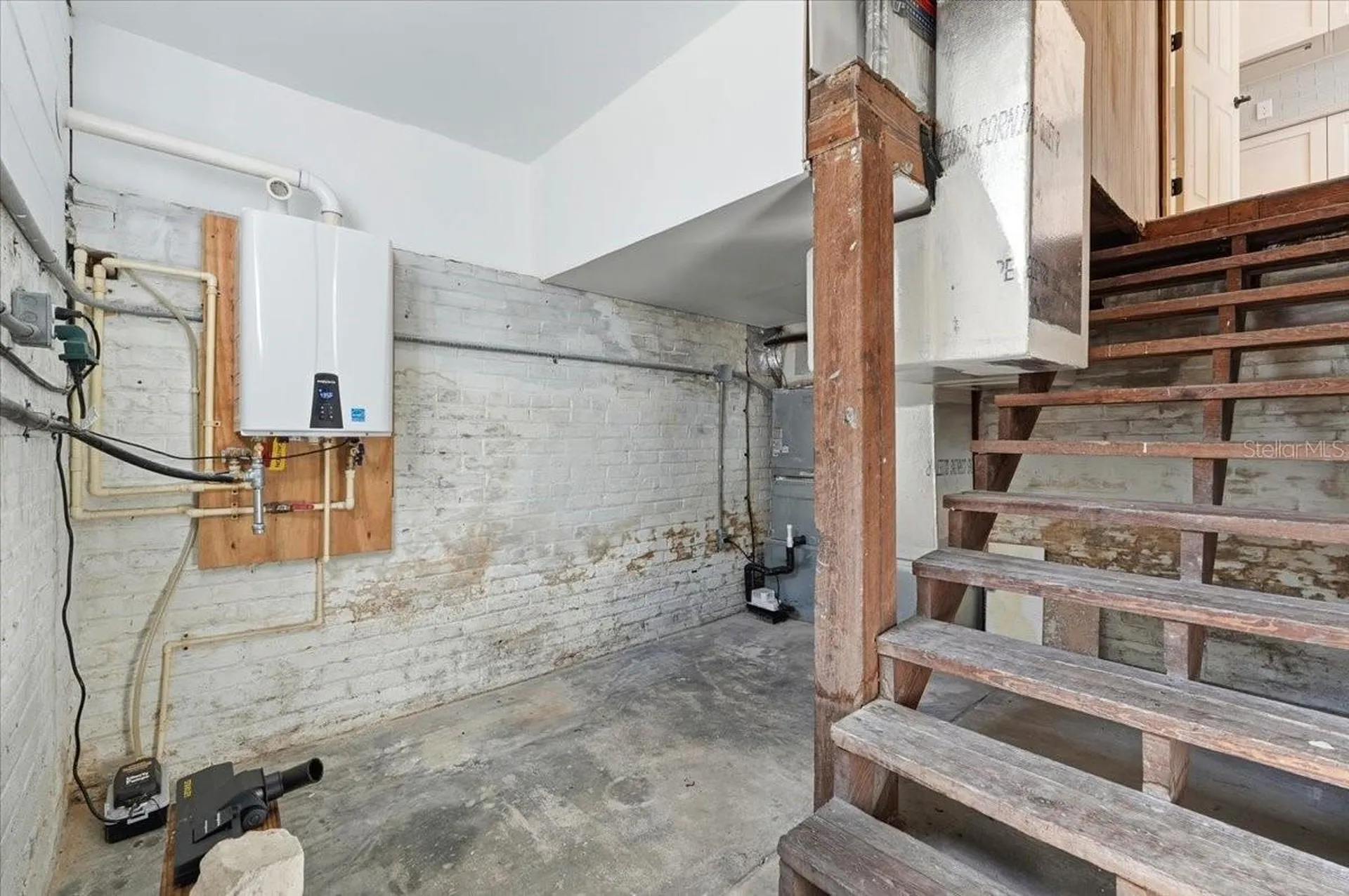 207 W Maxwell Street Lakeland FL 33803