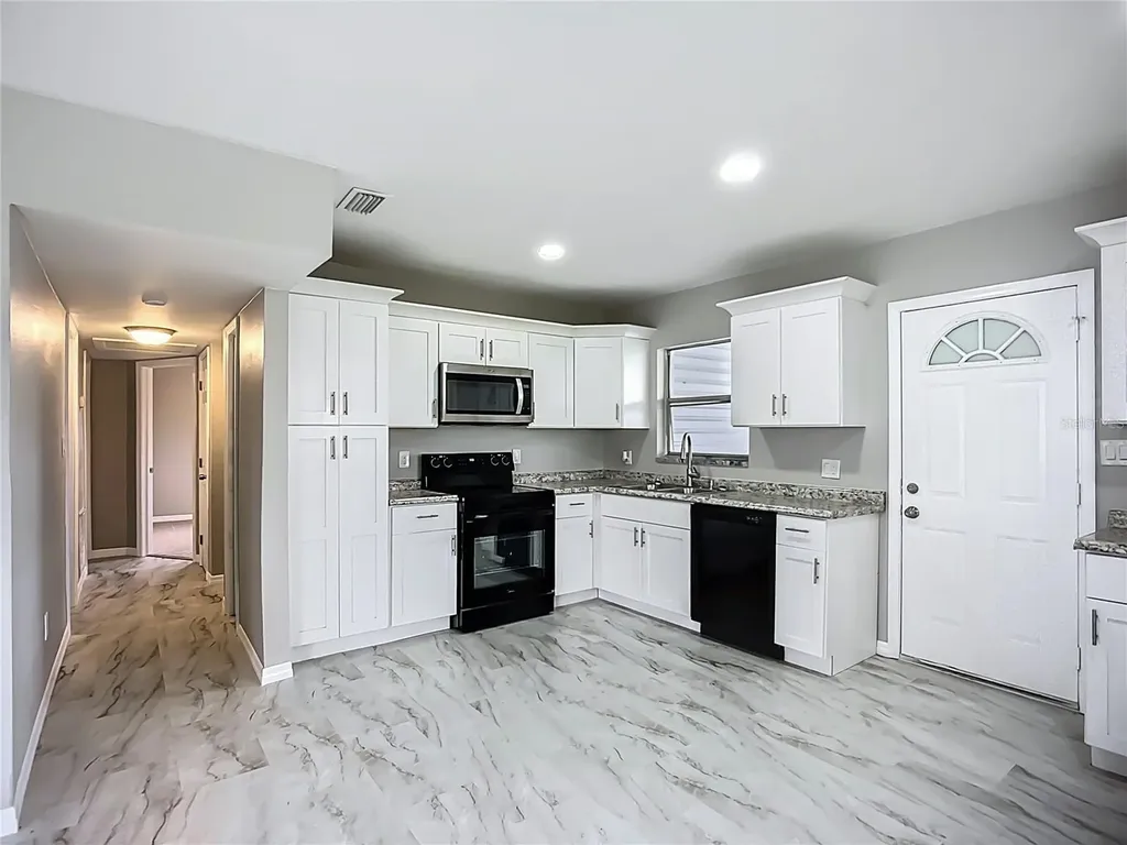 6228 Florida Circle W Apollo Beach FL 33572