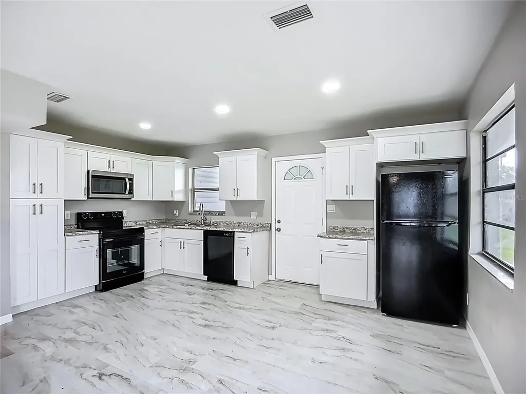 6228 Florida Circle W Apollo Beach FL 33572