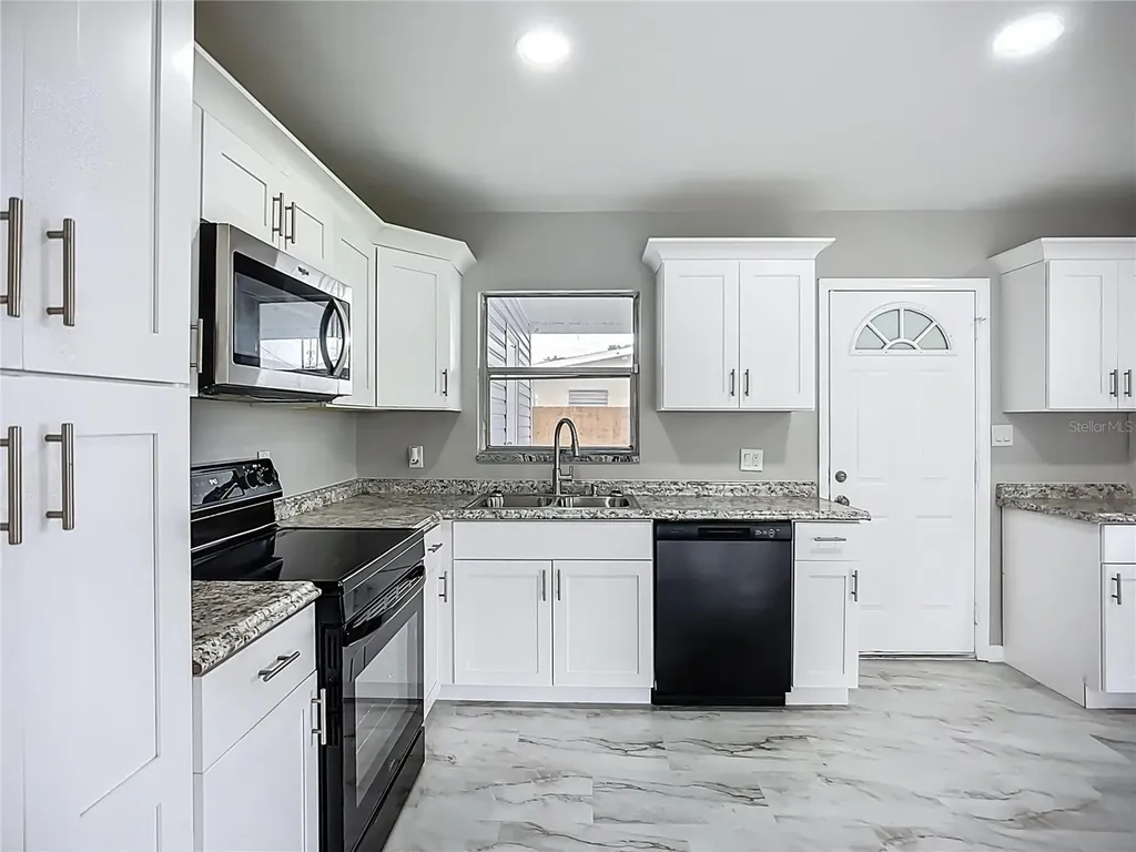 6228 Florida Circle W Apollo Beach FL 33572