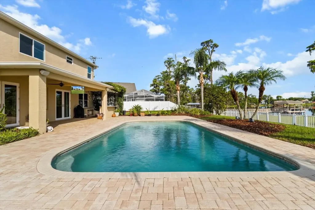 1300 Wyndham Lakes Drive Odessa FL 33556
