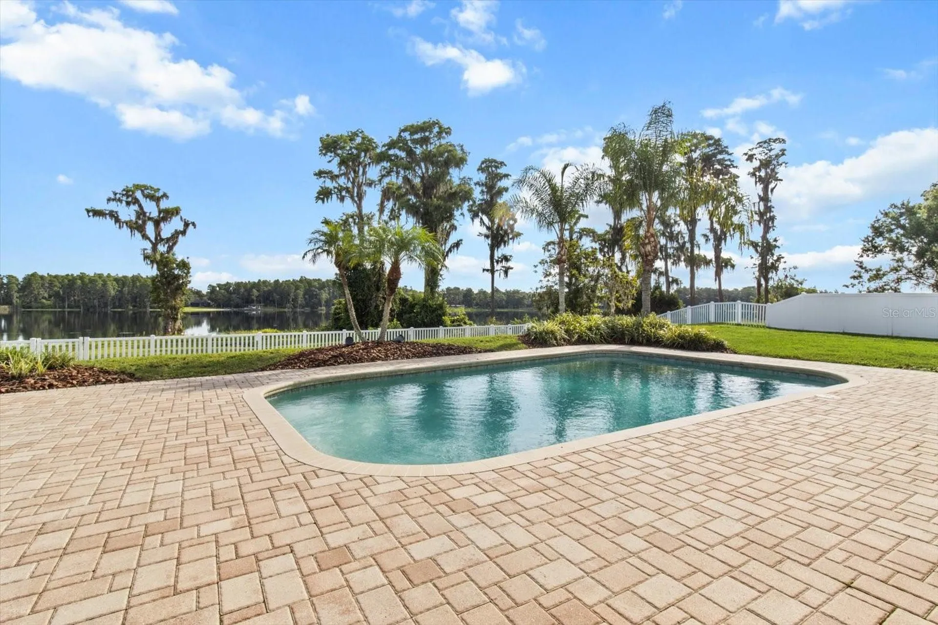 1300 Wyndham Lakes Drive Odessa FL 33556