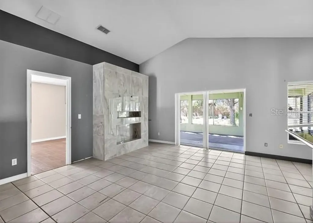 2016 Newtown Road Groveland FL 34736