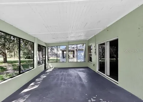 2016 Newtown Road Groveland FL 34736