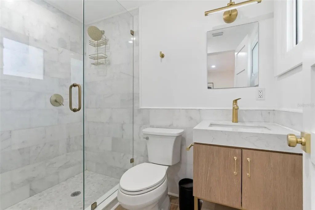 4879 Commonwealth Drive Sarasota FL 34242