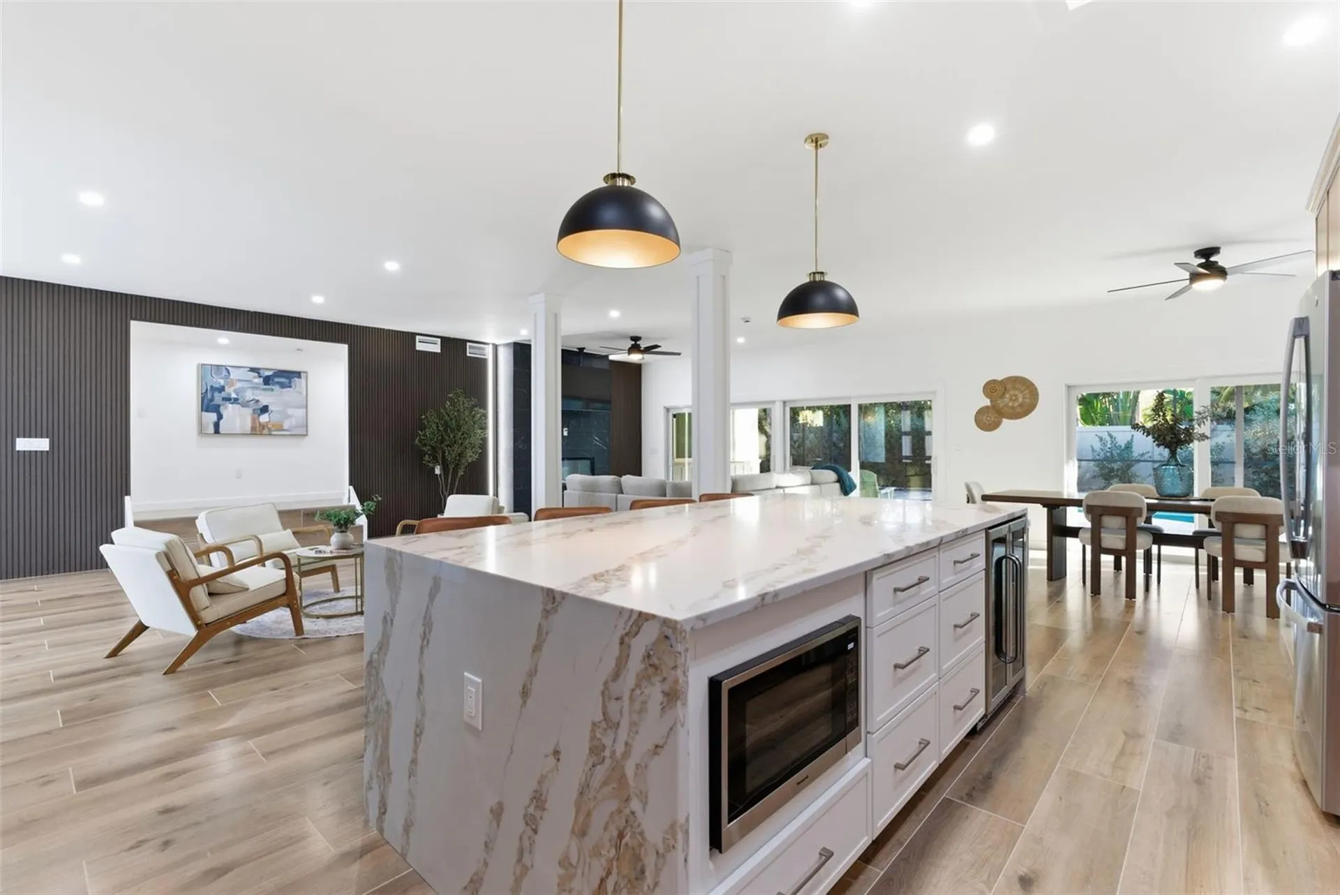 4879 Commonwealth Drive Sarasota FL 34242