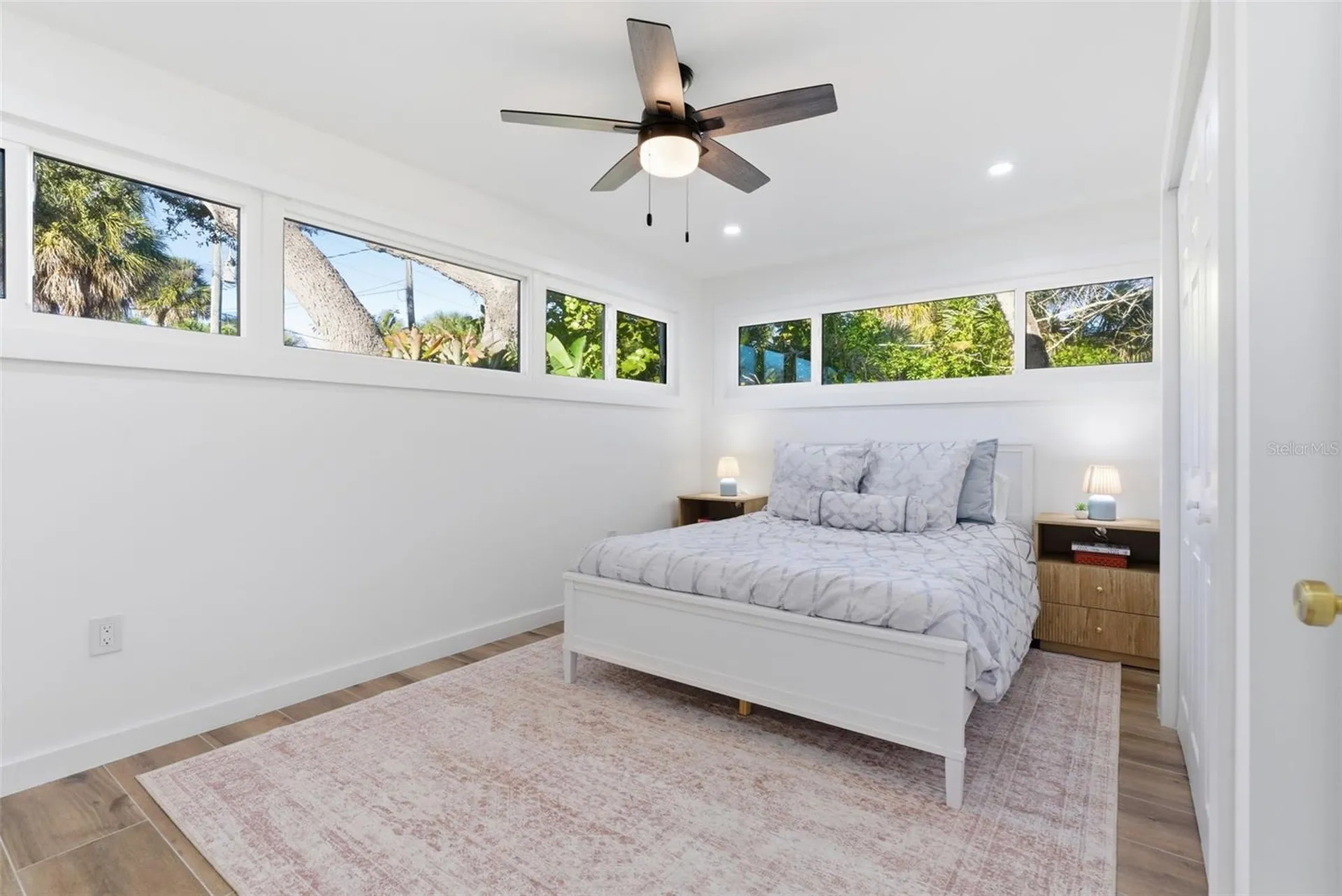 4879 Commonwealth Drive Sarasota FL 34242