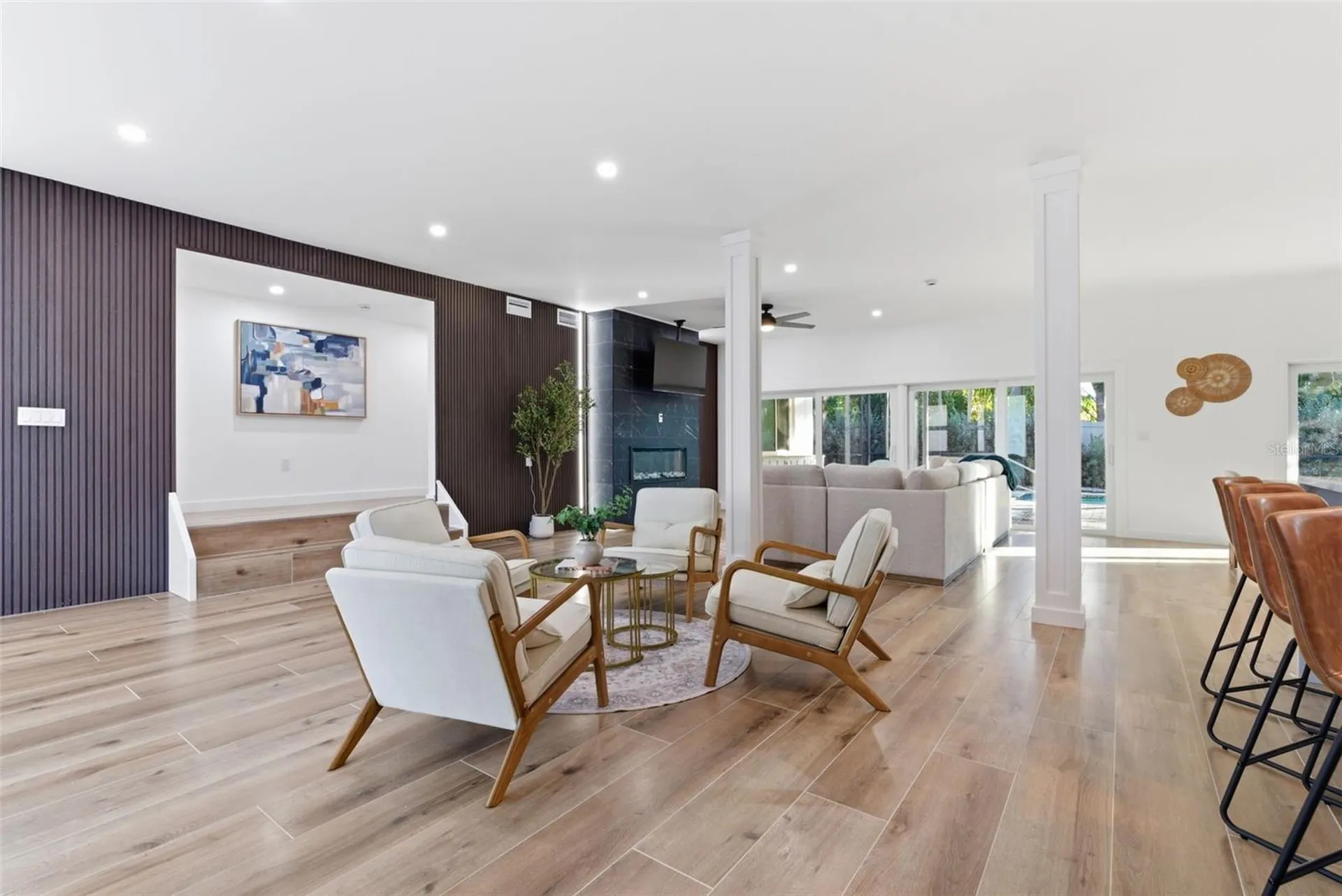 4879 Commonwealth Drive Sarasota FL 34242