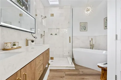 4879 Commonwealth Drive Sarasota FL 34242