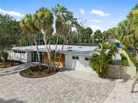 4879 Commonwealth Drive Sarasota FL 34242
