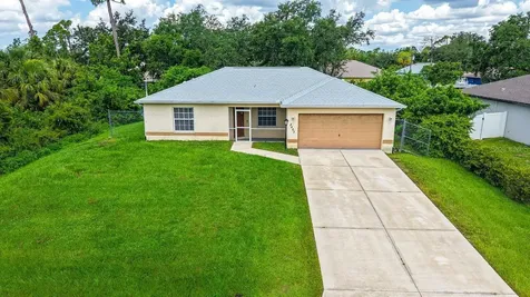 2403 Trianna Street North Port FL 34291