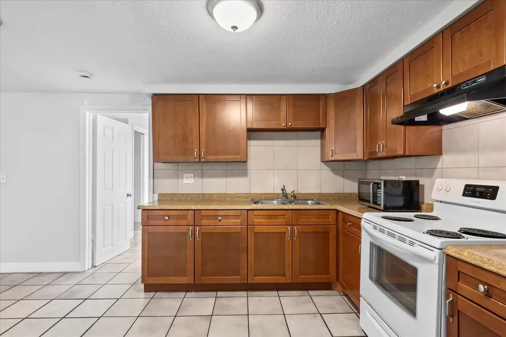 3524 Hoover Drive Holiday FL 34691