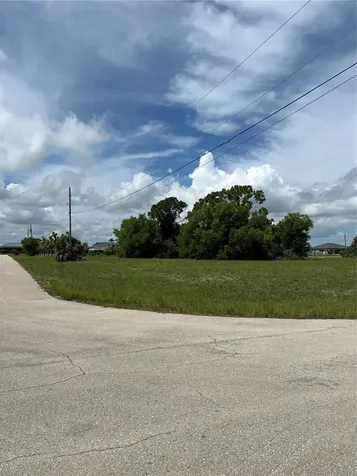 3424 NW 41st Place Cape Coral FL 33993