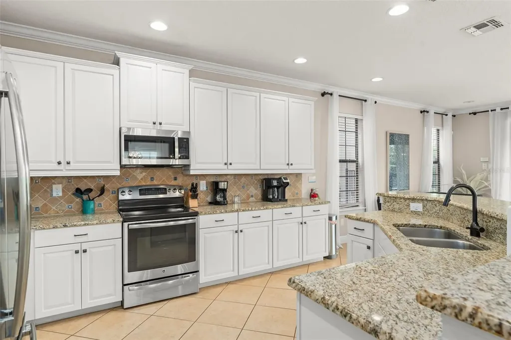 717 Desert Mountain Court Reunion FL 34747