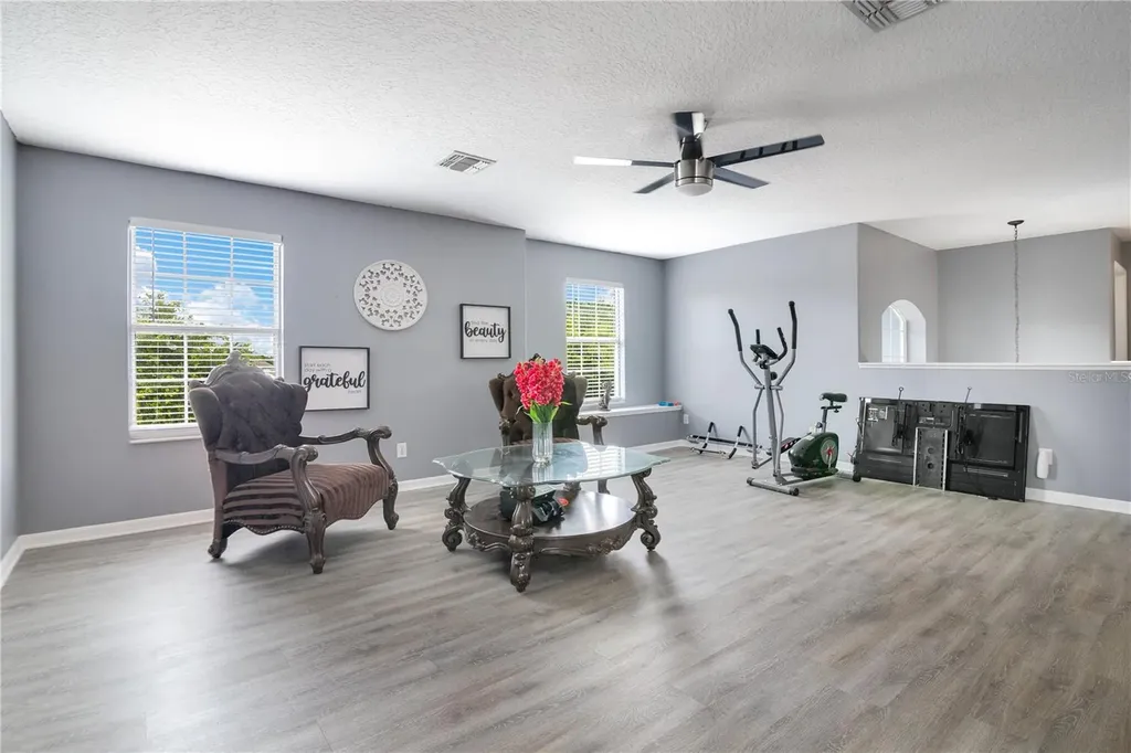 5047 Adair Oak Drive Orlando FL 32829