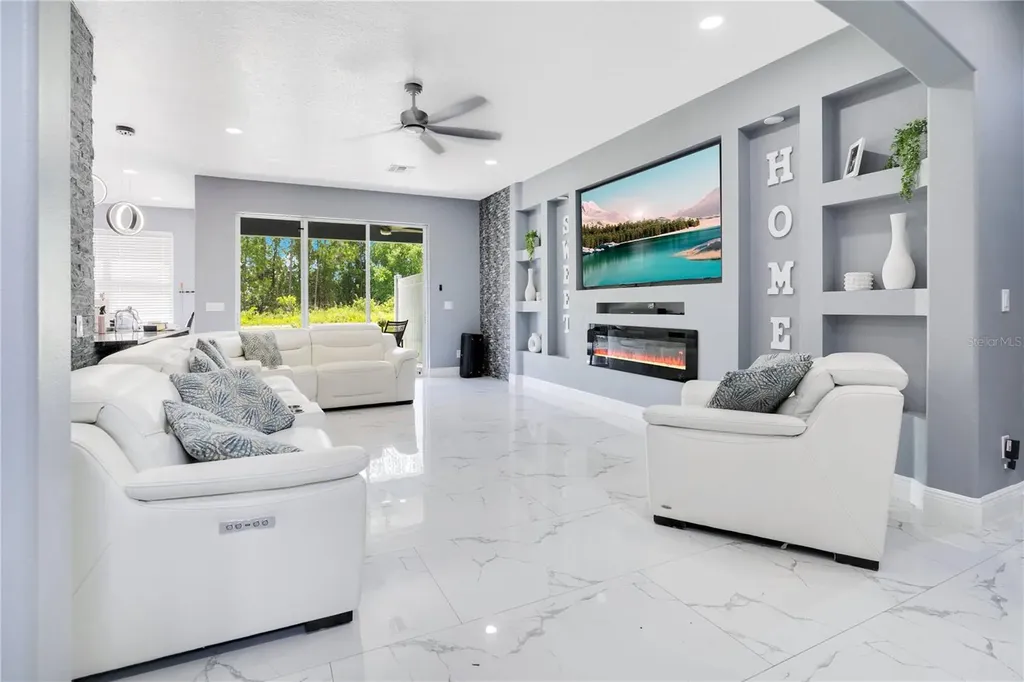 5047 Adair Oak Drive Orlando FL 32829
