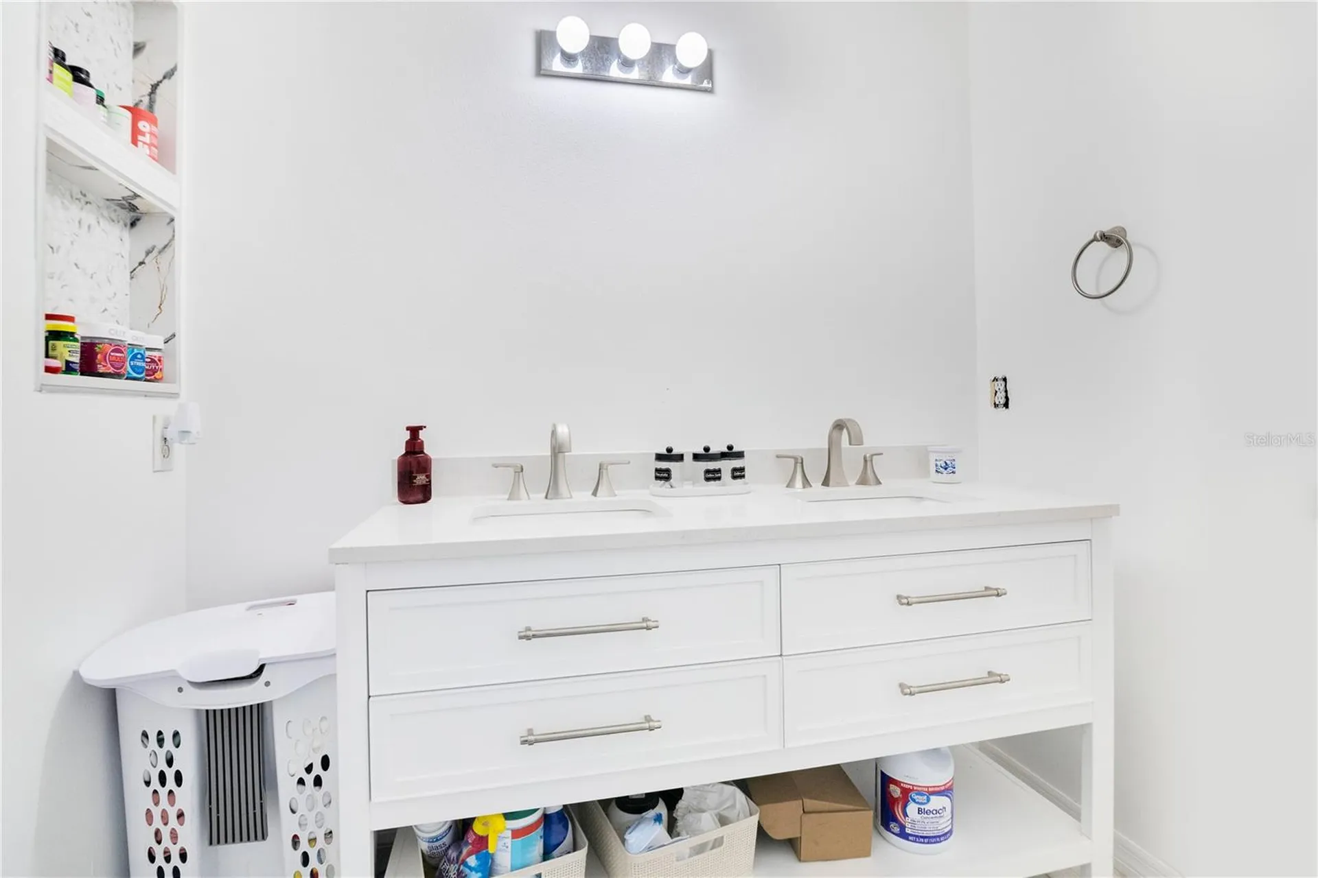 5047 Adair Oak Drive Orlando FL 32829