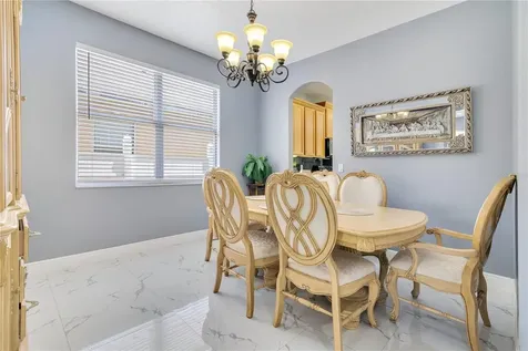 5047 Adair Oak Drive Orlando FL 32829