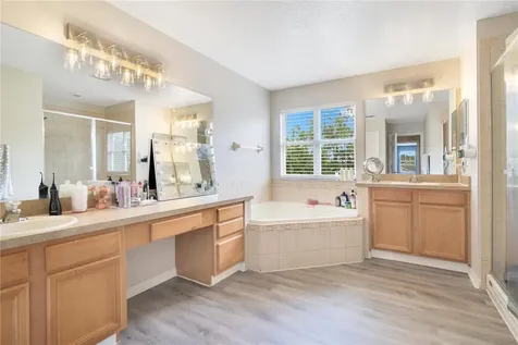 5047 Adair Oak Drive Orlando FL 32829