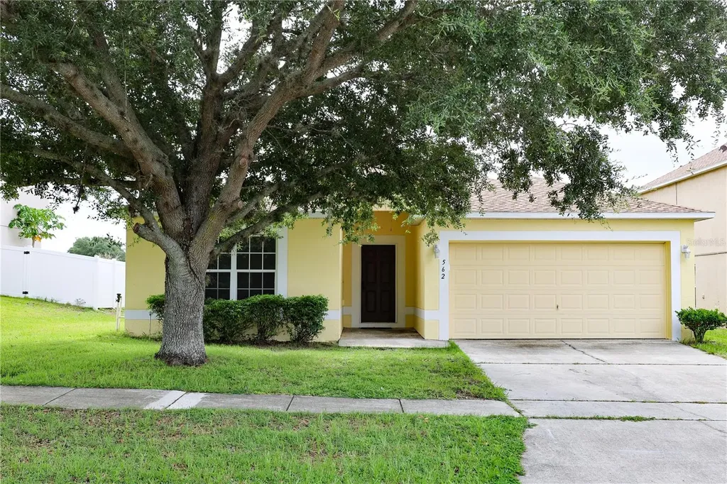 562 Stonewall Avenue Haines City FL 33844