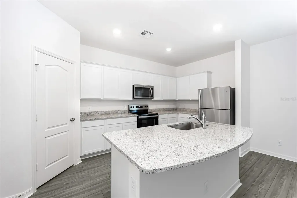 3712 Bergamot Street Lake Alfred FL 33850