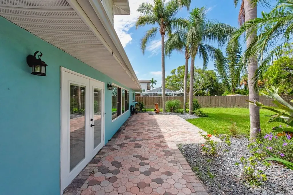 3700 Alabama Avenue NE St Petersburg FL 33703