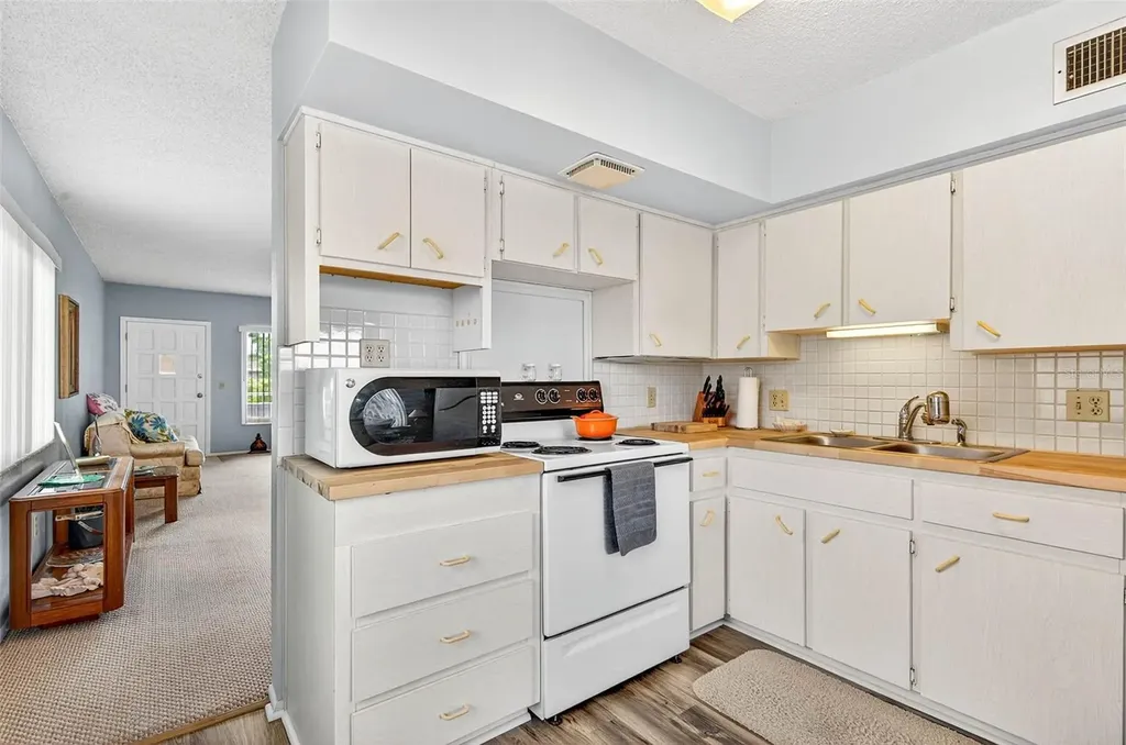 2370 Jamaican Street Clearwater FL 33763