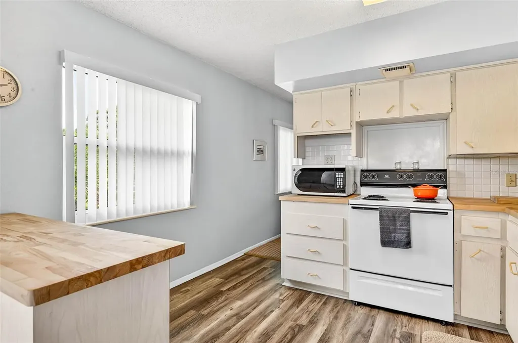 2370 Jamaican Street Clearwater FL 33763