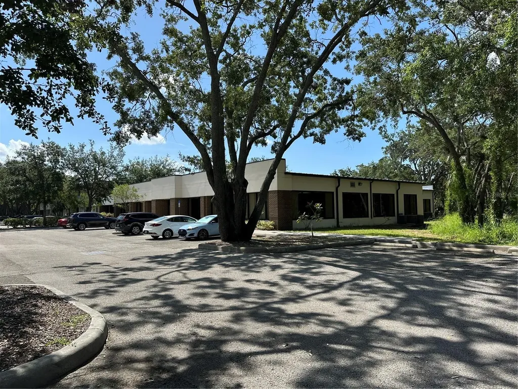 5620 W Sligh Avenue Tampa FL 33634