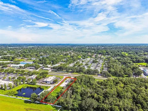 2617 E Brandon Boulevard Valrico FL 33594