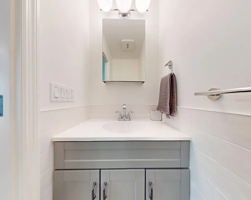 2700 Bayshore Boulevard Dunedin FL 34698