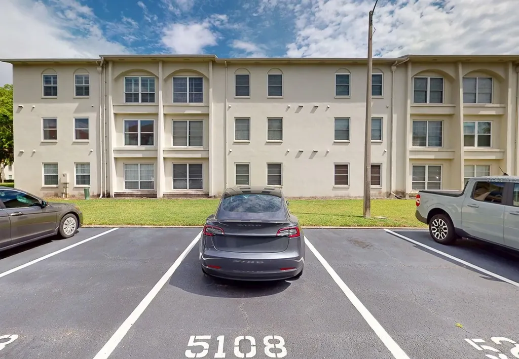 2700 Bayshore Boulevard Dunedin FL 34698