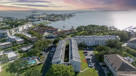 2700 Bayshore Boulevard Dunedin FL 34698