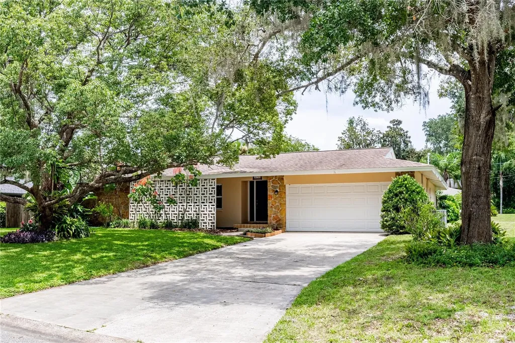 670 Palm Drive Oviedo FL 32765