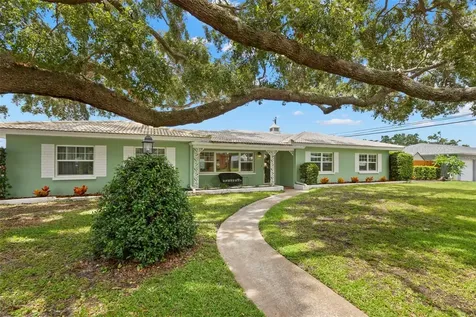 2077 Magnolia Drive Clearwater FL 33764
