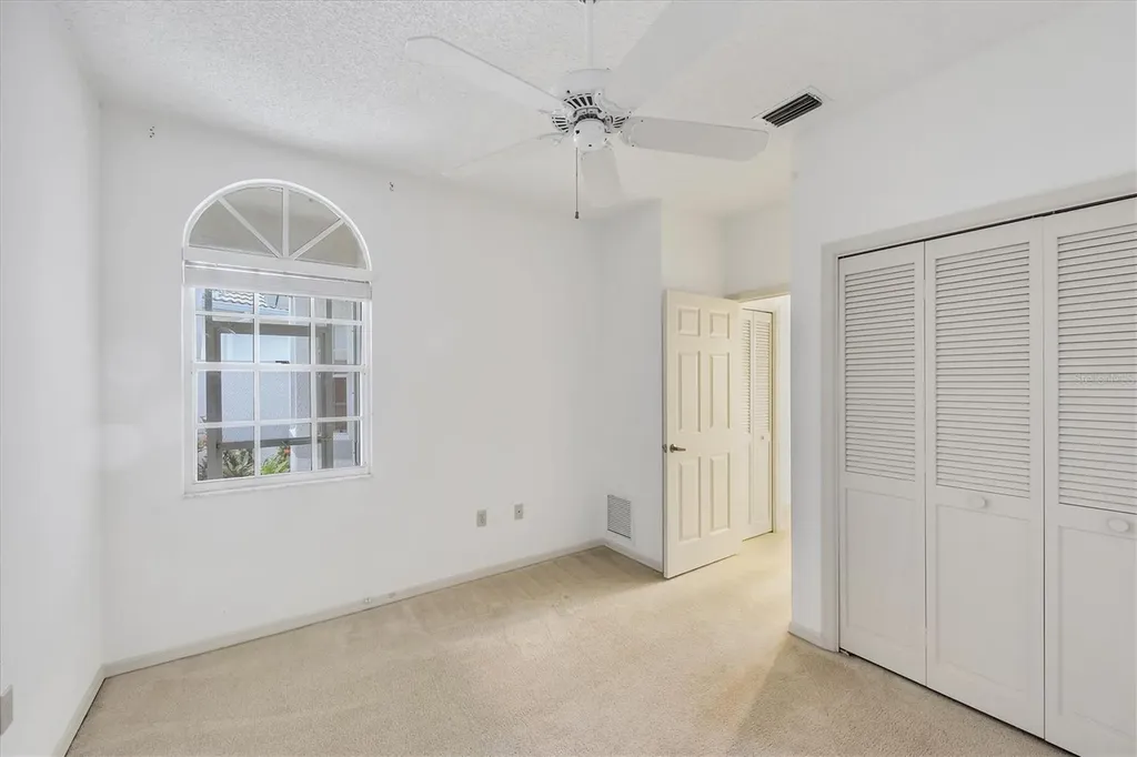 5662 Long Common Circle Sarasota FL 34235